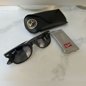 RayBan New Wayfarers - RB2132 - Matte Black/Blue Gradient Grey Lenses